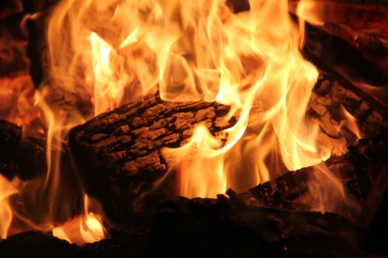 Expert Fireplace Cleaning in Rockwood, MI Professional Fireplace Cleaning Services In Rockwood Michigan